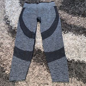 Pink gym pants size large good cond